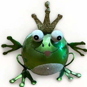 Vintage kleiner Metall Froschkönig Weihnachtsschmuck glänzend grün bemalt Volkskunst - Bild 1 von 10