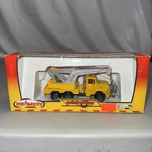 Majorette ExTractor Crane Truck 6'' Constructions Vehicle - New Series 4500 - Picture 1 of 9