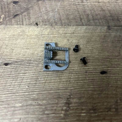 SINGER Merritt 1862 Sewing Machine PART ONLY: USED PART - Image 1 of 3