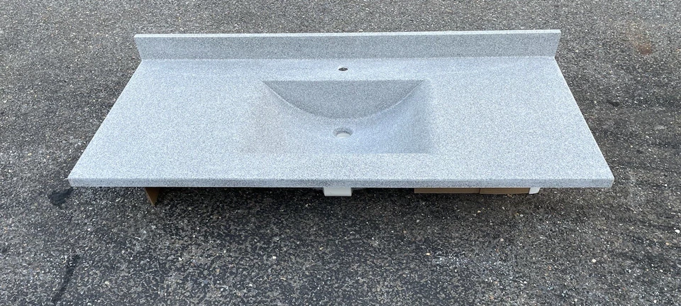 NUEVO Swanstone CV-2249 Contorno Vanity Top Gris Granito - Color sólido - 49” X 22” Foto 1 de 4