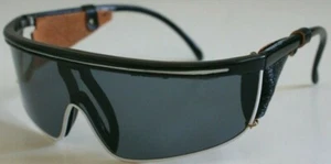 True Vintage from the 1980's wrap around Funky/Sports leather side sunglasses - Picture 1 of 3