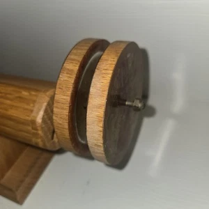 caleidoscopio vintage in legno con supporto - Foto 1 di 5