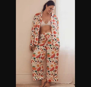 Neu L Karen Mabon x Anthropologie Juicy Fruit Langarm Pyjama Set - Bild 1 von 11