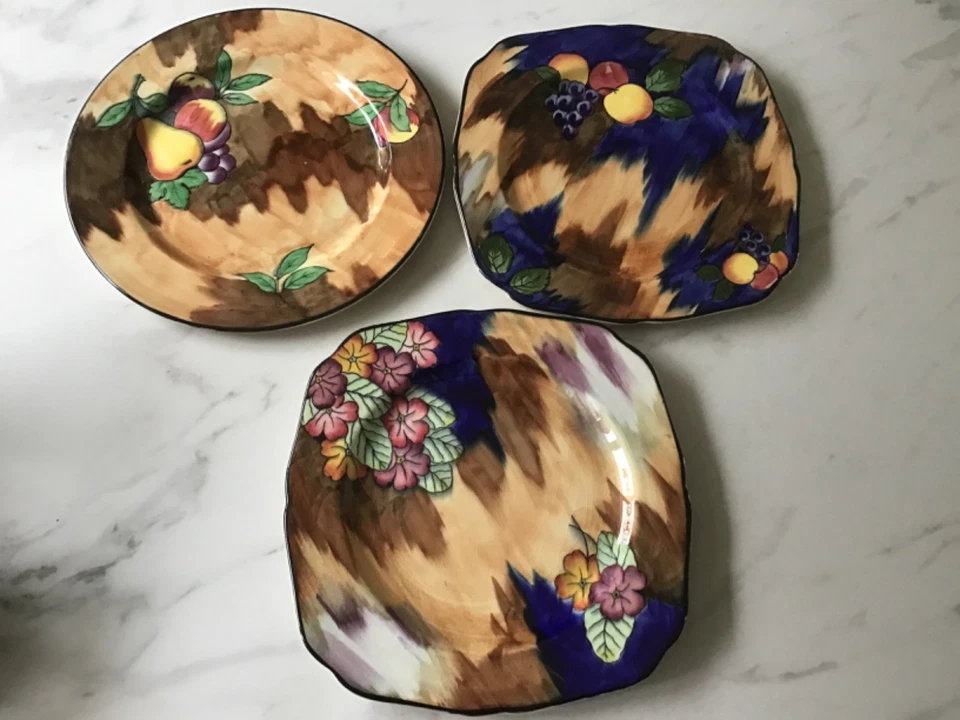 Three Art Deco 1930's H&K TUNSTALL hand painted R Grocott - Large PLATES - Image 1 of 4