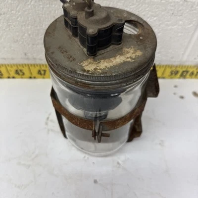 Frasco líquido limpiaparabrisas 1953-60 Cadillac/Buick/Pontiac/Chevrolet (WW13 Foto 1 de 4