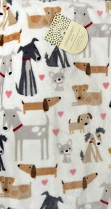 Cynthia Rowley Valentine’s Day Dogs Thick Plush Throw Blanket Lap 60” X 70” - Picture 1 of 1