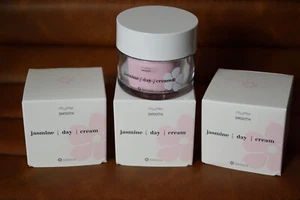 3x Day Cream| Jasmine| Bellavia| Feuchtigkeitscreme Gesicht - Bild 1 von 5