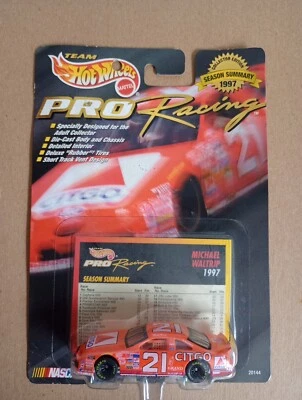 Hot Wheels 1997 #21 Michael Waltrip 1: 64 压铸 NASCAR — 第 1/3 张图片