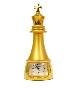 Vintage Miniature clock gold king chess piece by Linden Clock quartz, 3.38" - Picture 1 of 4