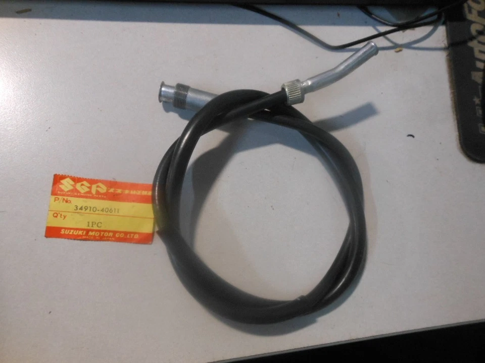 Conjunto de cable velocímetro Suzuki 78-81 PE250 80-81 PE400 34910-40611 NUEVO DE STOCK Foto 1 de 4