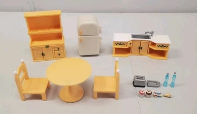 Calico Critters Sylvanian Families Lote de Cocina Juego Accesorios Fregadero Refrigerador Foto 1 de 4