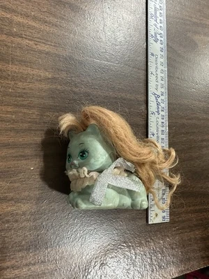 De colección Mattel Little Pretty Kitty Teal Pink Heart Cat My Little Pony H4 Foto 1 de 2