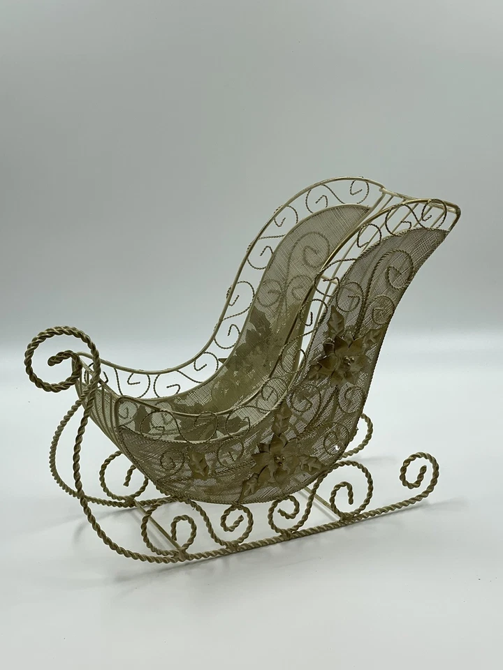 CardHolder Sleigh Basket White Gold Christmas Poinsettia French Country Cottage - Image 1 of 4