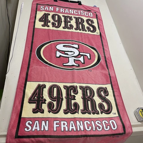 NFL Football SF San Francisco 49ers Beach Towel 55 in x 27 in vintage 1996 Cover
