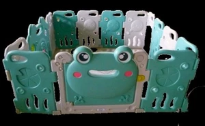 Baby Vivo Laufgitter „Fridolin“ aus Kunststoff | 14 Elemente | guter Zustand - Bild 1 von 15