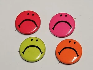 Vtg Lot of 4 1960s/70s Hippie Frown Sad Face Pinback Pins Buttons - 1 1/4" - Picture 1 of 3