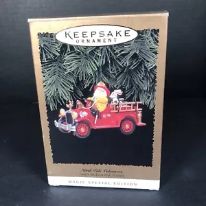 Hallmark Keepsake Ornaments 1996 North Pole Volunteers, Light Motion Sound Magic - Picture 1 of 3