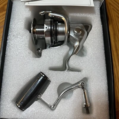 Rodamientos de carrete giratorio TICA TG6000H agua salada costa surf pesca nuevo Foto 1 de 4