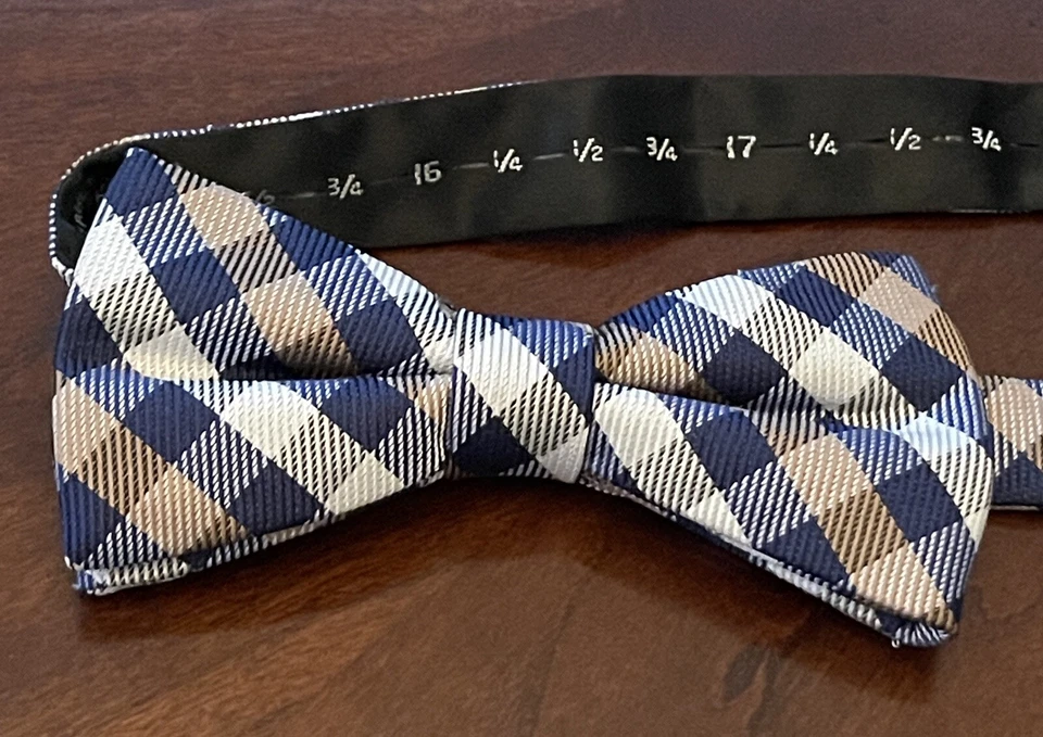 Blue Tan 100% Polyester Plaid Men’s Bow Tie Made In China - Image 1 of 4