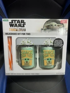 STAR WARS THE MANDALORIAN MILKSHAKE-SET FÜR ZWEI NEU IM KARTON BABY YODA GROGU NEU - Bild 1 von 2