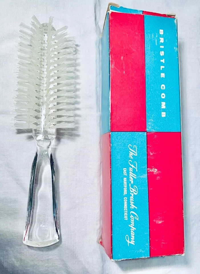 NUEVO Cepillo de pelo vintage FULLER Crescent Bristlecomb #530 cerdas de nailon Lucite nuevo de stock Foto 1 de 1