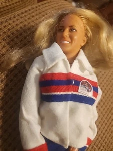 Vintage 1976 Kenner The Bionic Woman 12” Doll Jaime Sommers Rare Blue Eyes. - Picture 1 of 3