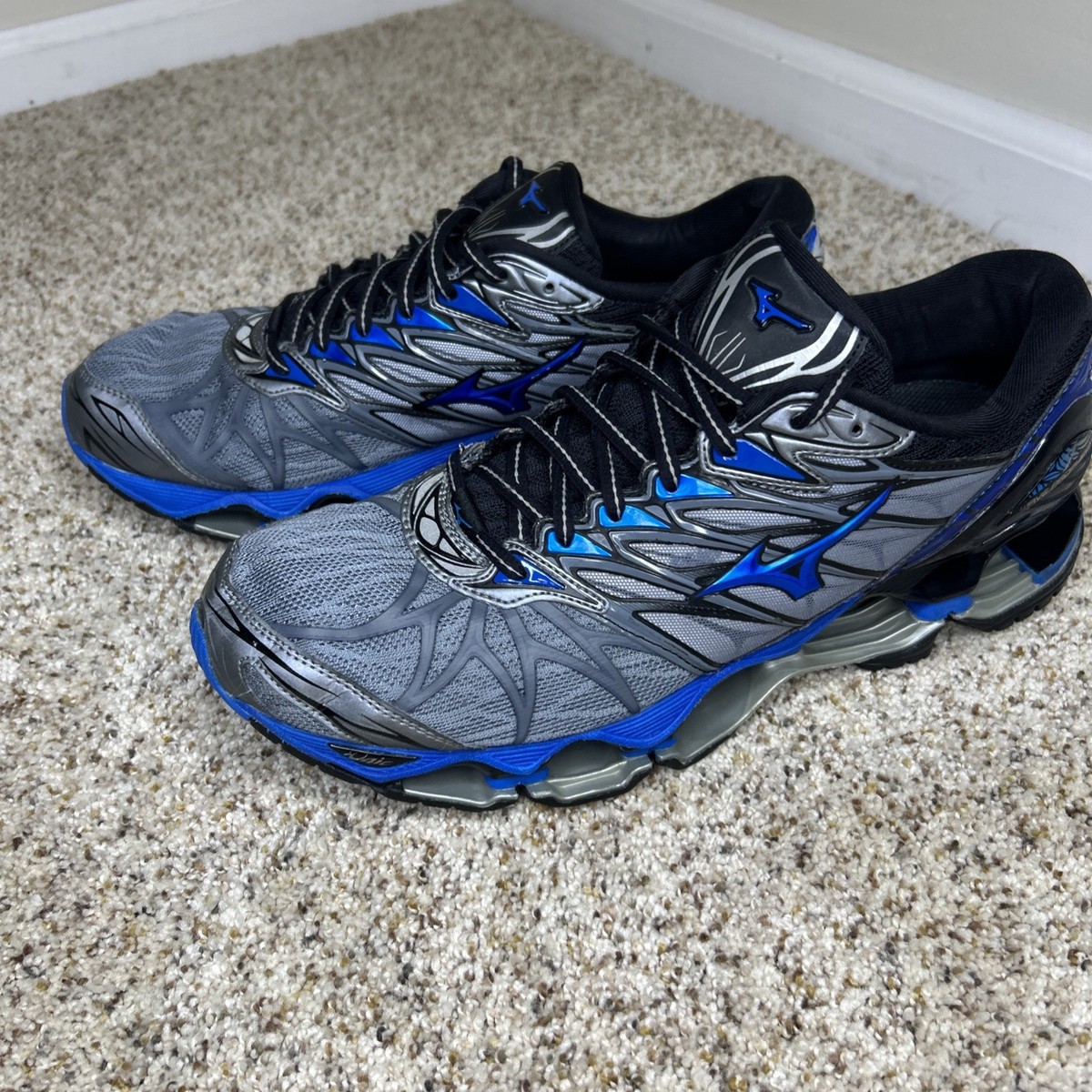 ミズノMIZUNO Wave Rebellon Pro 26.5 カキゾメ　美品 ミズノMIZUNO Wave Rebellon Pro 26.5 カキゾメ 美品 スパイク