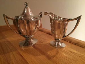 Wilcox 1969 Quadruple Silverplate 3-pc Floral Cream & Lidded Sugar Set ~ VTG - Picture 1 of 12