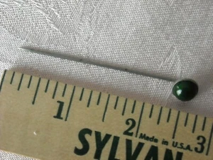 Hutnadel mit dunkelgrünem Rundstein Sterling Vintage - Bild 1 von 3