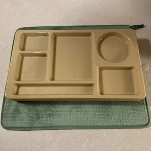 Cambro PS1014 Tan Plastic Divided Cafeteria Lunch Tray BBQ Camping Qty.4 - Picture 1 of 4