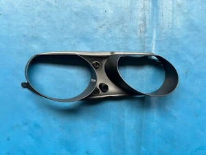 Rover 75   MG ZT Right Side Xenon Headlight Trim Ring (1999-2004) - Picture 1 of 2