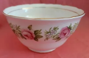 VINTAGE COLCLOUGH RIDGWAY BONE CHINA SUGAR BOWL ~ PRETTY ROSES WITH GILT TRIM - Picture 1 of 6