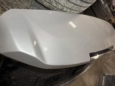 Alerón trasero usado se adapta a: Cadillac Escalade ESV 2015 hasta 18/10/15 trasero grado A Foto 1 de 4