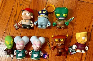 Kidrobot FUTURAMA / Lot of 8 w/ SAL & ROBOT DEVIL 1/96 CHASE Figures - Picture 1 of 1