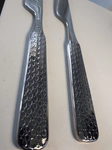 2 X Preciosos Cuchillos Etihad Airways Armani/Casa Primera Clase x 2 Nuevos Coleccionables - Imagen 1 de 6