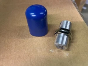 Proximity Sensors ZF FRIEDRICHSHAFEN CHERRY CORP HE610400 -12 pcs - Picture 1 of 5
