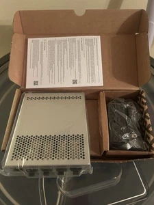 MikroTik CRS305-1G-4S+in Network Switch Managed Gigabit Ethernet (10/100/1000) - Picture 1 of 2