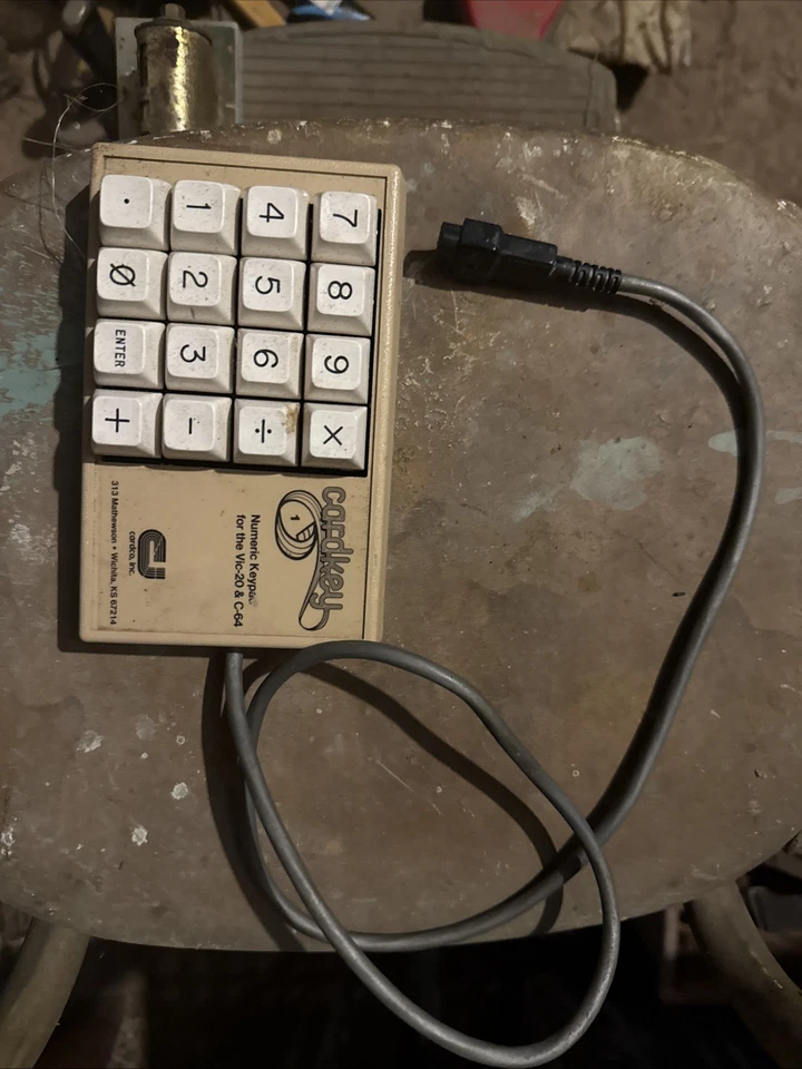 Vintage Cardkey Numeric Keypad  for C64 and VIC 20 Excellent Condition - Image 1 of 1
