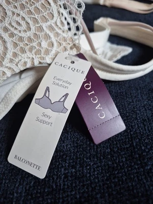 NWT Cacique Bra Everyday Solutions Lined Balconette Sz 42D Ecru Lace Underwire - Image 1 of 4
