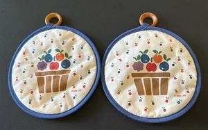 Juego de 2 almohadillas calientes vintage 1984 New Avenues Orchard con perchas de anillo de madera marrón - Imagen 1 de 3