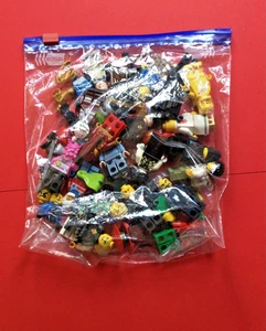 30 LEGO minifigures including NEXO KNIGHTS, NINJAGO, HARRY POTTER etc BUNDLE - Picture 1 of 11