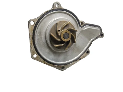 Bomba de agua Audi Q5 2009-2013 OEM Foto 1 de 4