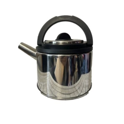 BergHOFF Cubo Whistling Teakettle 2.1 Qt Silver Black - Image 1 of 4