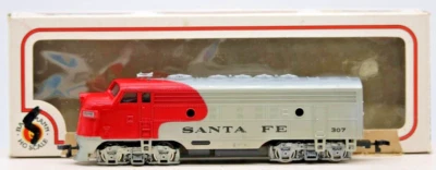 Bachmann HO #307 SF Santa Fe EMD F7A DIESEL LOCOMOTIVE Parts or Repair 1:87 - Image 1 of 4