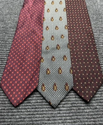 Lote de 3 Corbatas de Seda Nautica Hombre Rojo Gris Borgoña Paisley Vestido Geométrico Corbata Foto 1 de 4