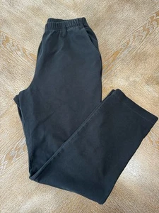 LL Bean Black Pull On Pants Medium Elastic Waist 30” Inseam28” Pockets High Rise - Picture 1 of 7