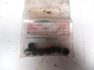PACKET OF FORD ENGINE BLANKING SCREW PLUGS - Image 1 of 2