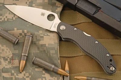 SPYDERCO CALY 3.5 FOLDING KNIFE ZDP-189 / 420J2 STAINLESS CARBON FIBER C144CFPE - Image 1 of 4