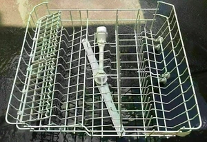 Smeg dishwasher top rack With Spray Arms K030218-6. - Picture 1 of 8