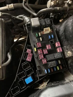 Engine Fuse Box SUBARU TRIBECA 06 07 08 09 Foto 1 de 4